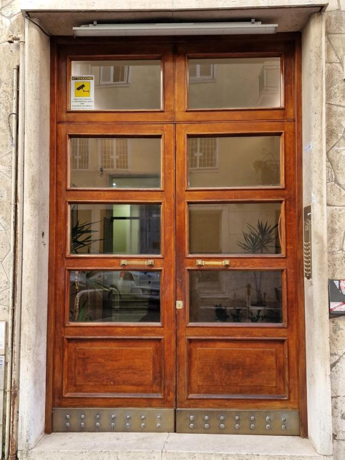 Cuma Suites Rome Exterior photo